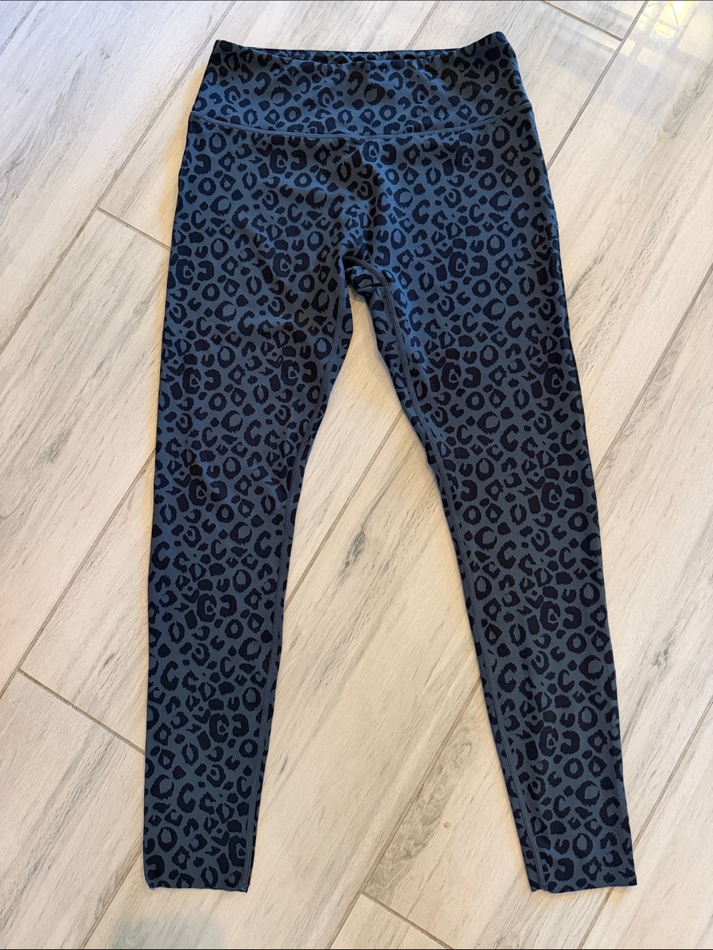 High-Waist Black Leopard Print Leggings